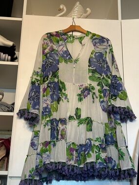 Cute cover up/ dress. Free size